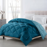 Dripcasa Haven Reversible Comforter (sea green,teal blue)