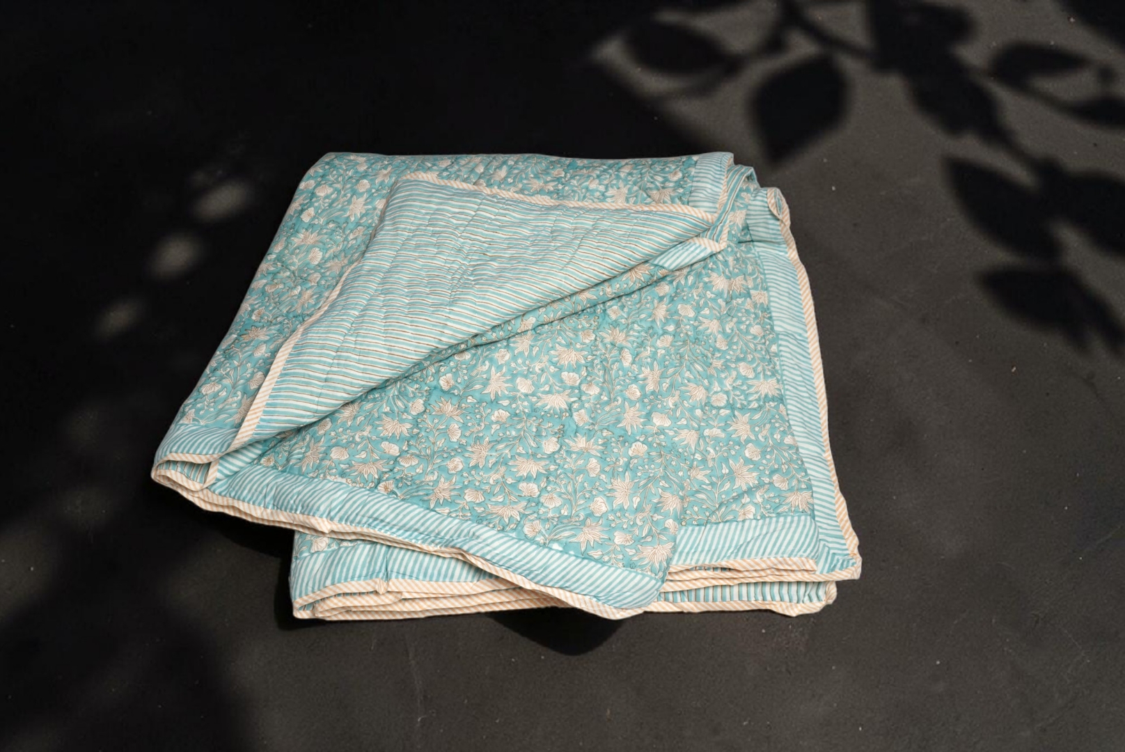 ORGANIC MULMUL HANDBLOCK COTTON QUILT - Image 2