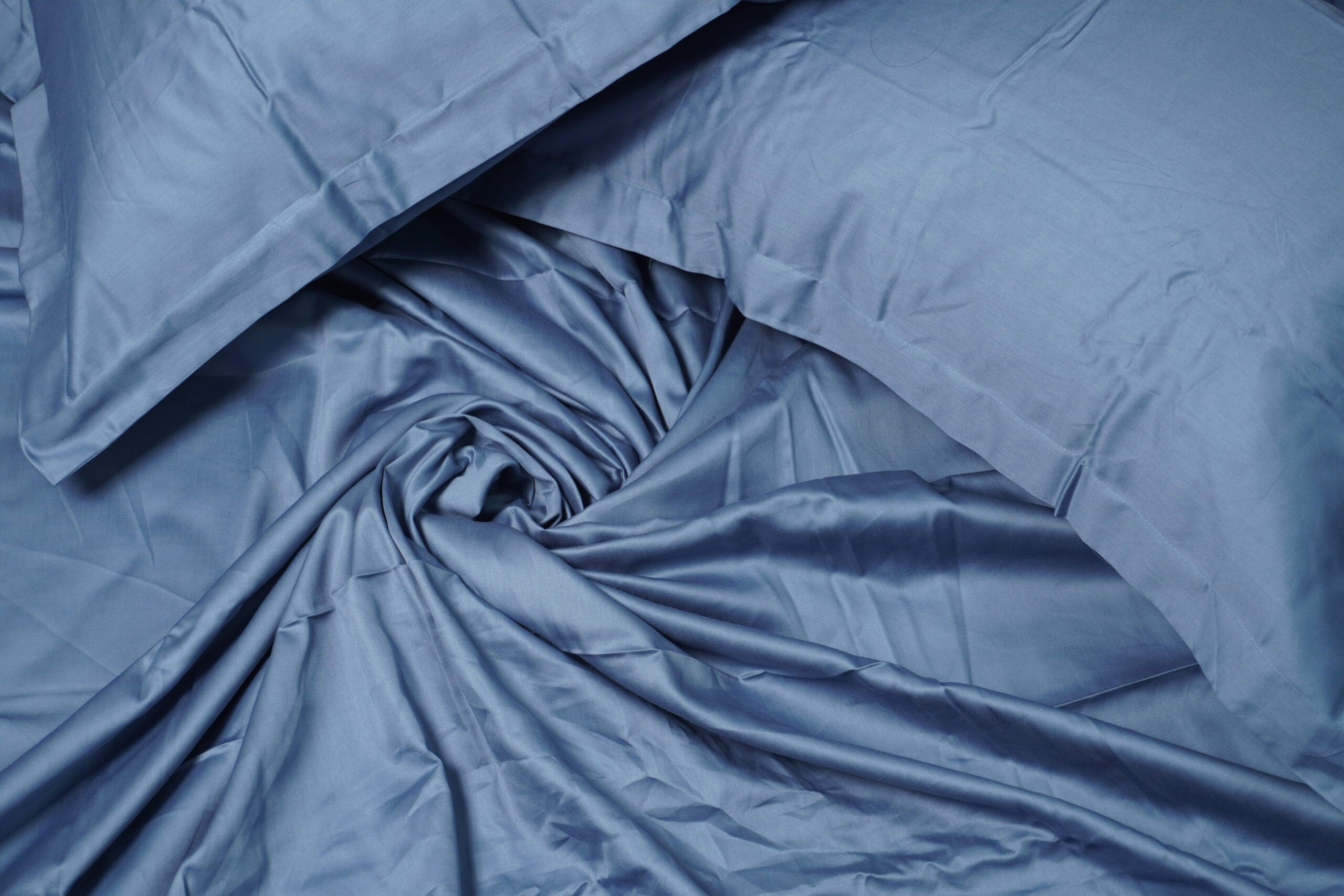 The Lumina 400 TC Solid Bedsheet - Image 2