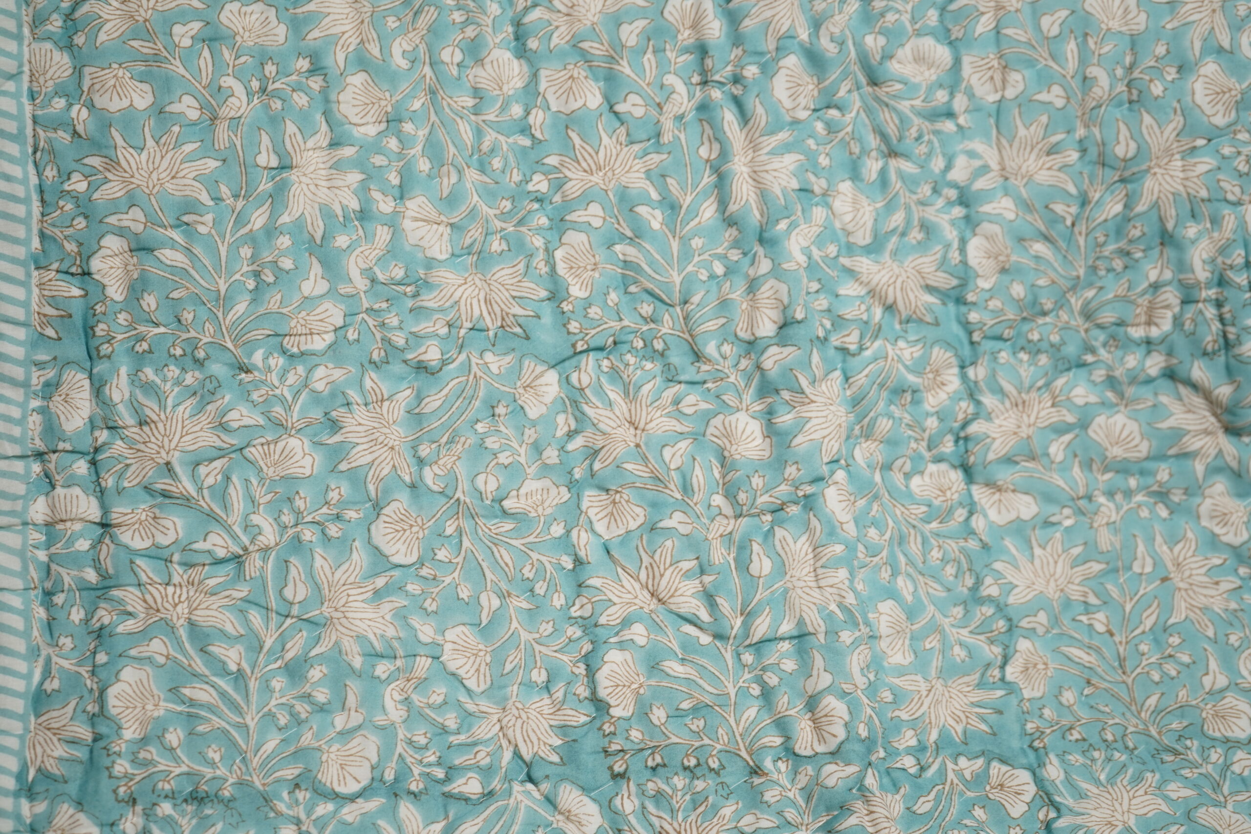 ORGANIC MULMUL HANDBLOCK COTTON QUILT - Image 3